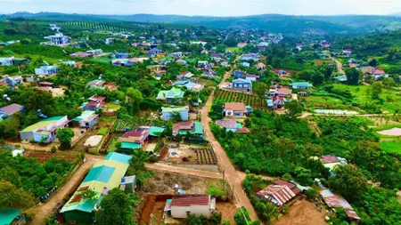 Chính chủ bán 280m2, cách nút giao cao tốc 2km, sổ hồng 2 mặt tiền 550 tr