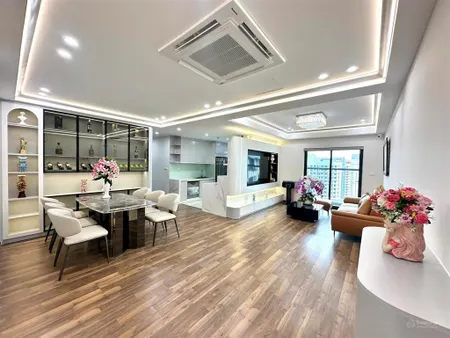 Bán căn hộ cực phẩm tầng trung flc twin tower 265 cầu giấy, 123m2, 3pn, 2wc, ban công đn, 2 lốt oto