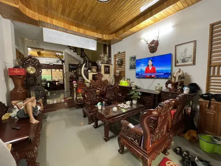 Nhà 3 tầng mặt tiền phố Tây An Thượng, cách biển Mỹ Khê 3 phút đi bộ