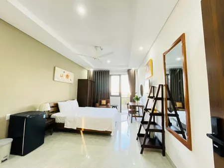 Bán tòa căn hộ 5 tầng mặt tiền Phó Đức Chính, Sơn Trà, có thang máy