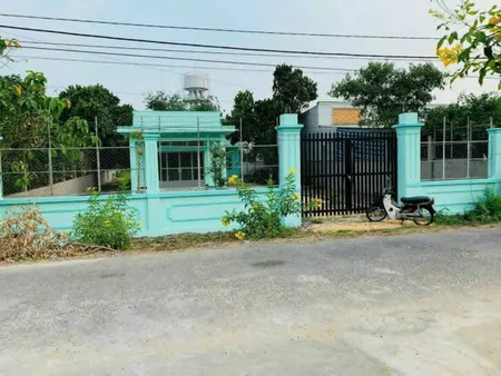 Nhà mặt tiền nhựa xã Phú Hòa Đông Củ Chi TPHCM, DT: 15x57m.