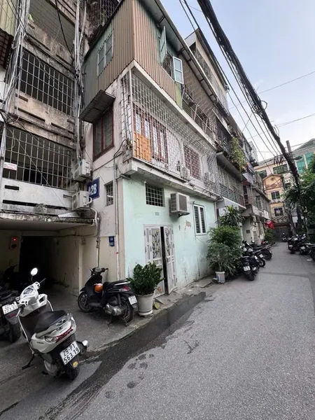 SIÊU PHẨM TẬP THỂ HỒNG MAI 75M