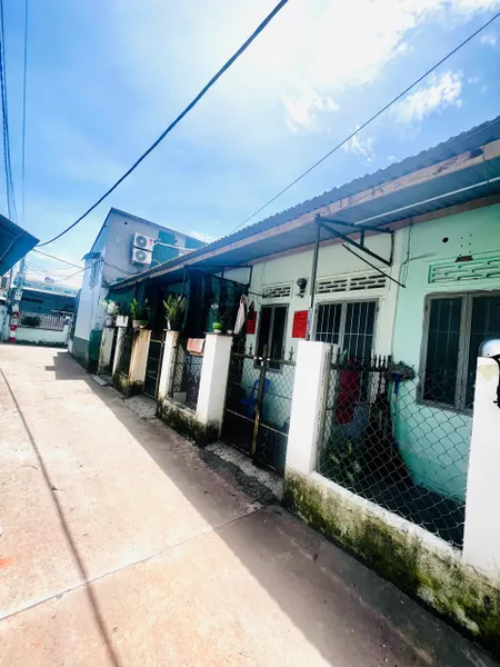 VN184
BÁN DÃY TRỌ HẺM ĐƯỜNG CẦU DỨA PHÚ NÔNG - TÂY NHA TRANG (VĨNH NGỌC)
