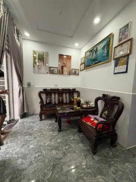 Bán nhà 2 tầng phường Tân Phú cách Phú Mỹ Hưng 3 phút; 5x9m; hẻm 1/ thẳng trục;dân trí cao