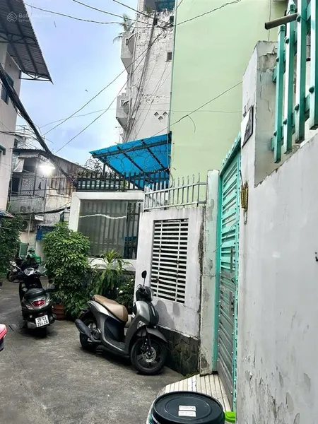 Bán nhà đường tôn đản cách mt lớn vài bước chân kế bên vĩnh khánh ra hoàng diệu, nguyễn tất thành