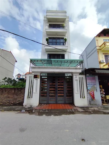 Bán nhà cự khối. 100m² , mt 5m nhà 5 tầng đường ôtô tránh kinh doanh giá 16 tỷ tl .