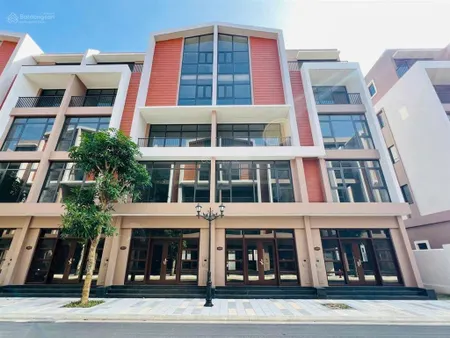 Cắt lỗ sốc! liền kề vinhomes ocean park 3 64m2, đông nam giá giảm chỉ còn 8,2 tỷ cạnh công viên