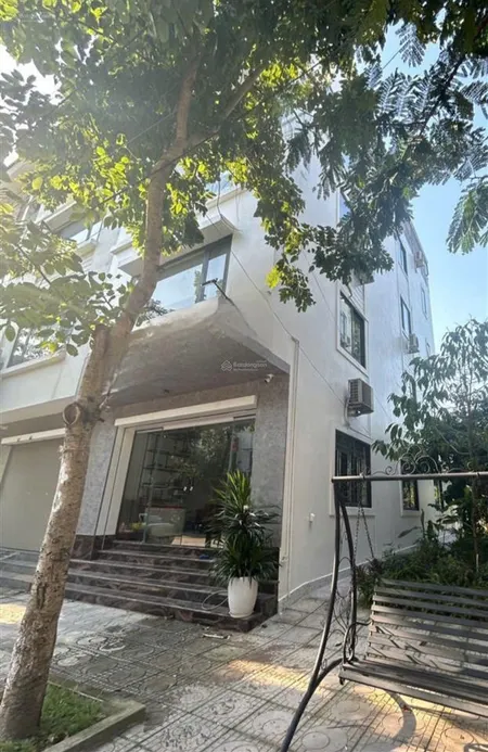 Lô góc 95m 5 tầng thang máy kinh doanh đỉnh giá 25, x tỷ ( hà đông )