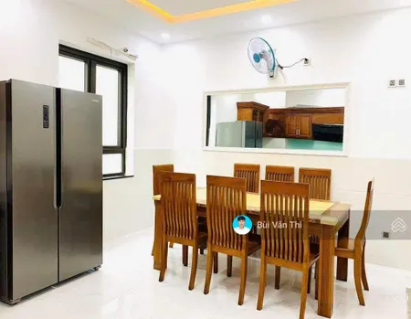 Chính chủ gửi bán nhà phố nguyên căn sổ hồng cầm tay
