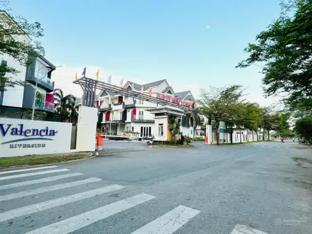 Bán shophouse view đẹp 108m2, 2 mặt tiền trước sau giá cực chất 7,3 tỷ nguyễn duy trinh, tp thủ đức