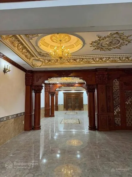 Bán mặt tiền phạm hữu chí ngay thuận kiều plaza (dt5,8x8 ,5m, 2 lầu thang máy) quận 5