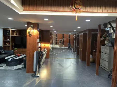 Mặt tiền 10m siêu phẩm thuận lợi cho kinh doanh nhà đối diện bến xe q8, dt 60 m2 giá 7.x tỷ