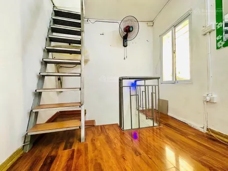 Tìm đâu ra căn hiếm thế này, bán nhà khâm thiên trung tâm đống đa, giá chỉ 1,65 tỷ, sổ đỏ riêng.