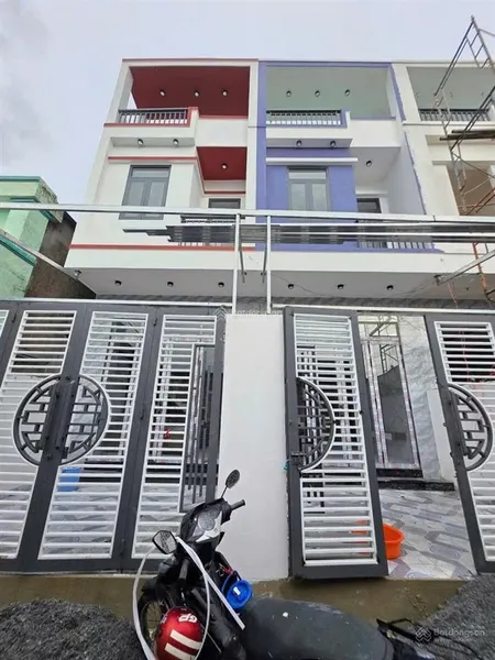 Nhà sổ riêng bình chuẩn.lầu trệt mới 100%.giá 2ti 350 triệu