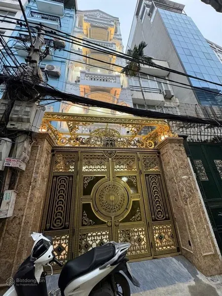 Khu phân lô phố lê thanh nghị ô tô tránh đỗ 70m2 7 tầng thang máy kinh doanh