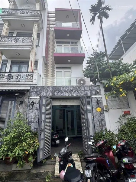 Bán nhà mt 10m p. tân thành, q. tân phú.đúc 4 tấm, ngay trường phan bội châu, giá chỉ 10,8 tỷ tl