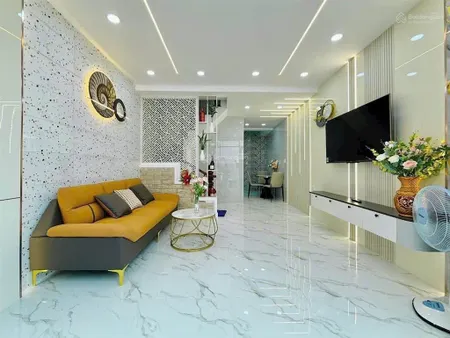 Oto đỗ cổng, nhà đẹp phố trạm, quận long biên 36m2 x 5t nhỉnh 6tỷ còn thương lượng