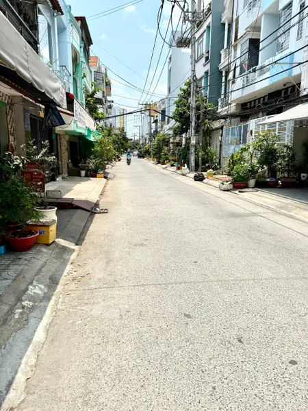 Bán nhà 2 tầng hẻm xe tải phường 16 cách Võ Văn Kiệt 300m; không quy hoạch; hỗ trợ vay; hoàn công đủ