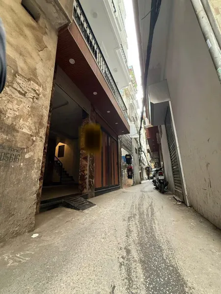 Cho thuê nhà THANG MÁY  làm Homestay ngõ ô tô Tôn Đức Thắng, 40m2 x 7.5 tầng, 7PN