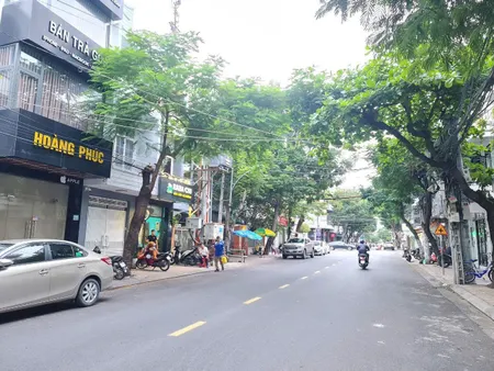 BÁN NHÀ 1 TRỆT 1 LẦU MẶT TIỀN ĐƯỜNG HỒNG BÀNG TTTP NHA TRANG GIÁ 11 TỶ