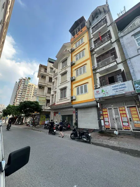 BÁN NHÀ NGÕ Ô TÔ TRÁNH,KINH DOANH ĐỈNH,PHỐ TRUNG KÍNH, CẦU GIẤY,DT 40M2,MT 4M