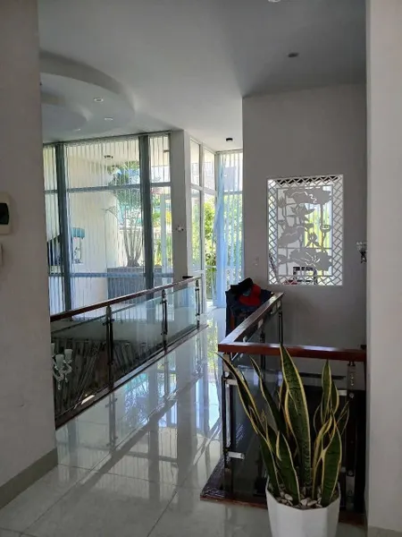Biệt thự sân vườn gần biển 158m², gara ô tô, giá 9.8 tỷ

Nội dung bài đăng: