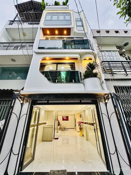 Lên sóng siêu phẩm hẻm xe hơi có phòng master chỉ hơn 8 tỷ