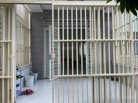 Bán căn nhà cấp 4 ngay ubnd xã long hậu, khu vực dân đông, an ninh cách đường tỉnh lộ chỉ 50m