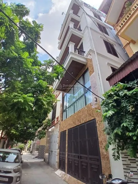 Bán nhà mễ trì, nam từ liêm,vị trí vàng ,ô tô vào nhà, lô góc kinh doanh,thích hợp ở hoặc cho thuê