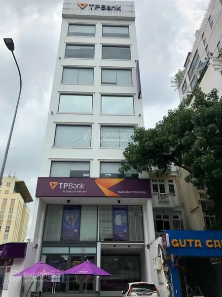 Định cư giảm 5 tỷ building ngay hàng xanh 12x21m kc hầm 6 tầng hđt 170tr/tháng giá bán 42 tỷ