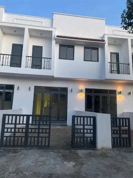 🌟 PHƯỚC ĐÔNG NEWCITY – SỞ HỮU NHÀ PHỐ HIỆN ĐẠI CHỈ VỚI 579 TRIỆU!