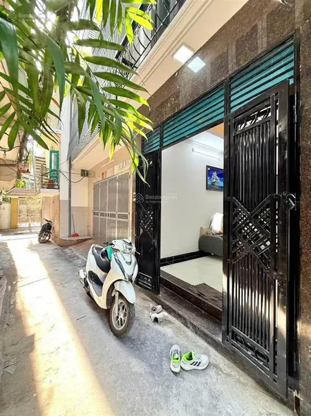 Siêu siêu rẻ siêu đẹp phố đại la minh khai. dt 50m2x4t, thang máy, ngõ rộng nhà hai thoáng