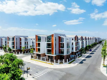 Bán gấp shophouse xẻ khe vtđ154 dt 98m², chỉ 14,665 tỷ tại vinhomes ocean park 3