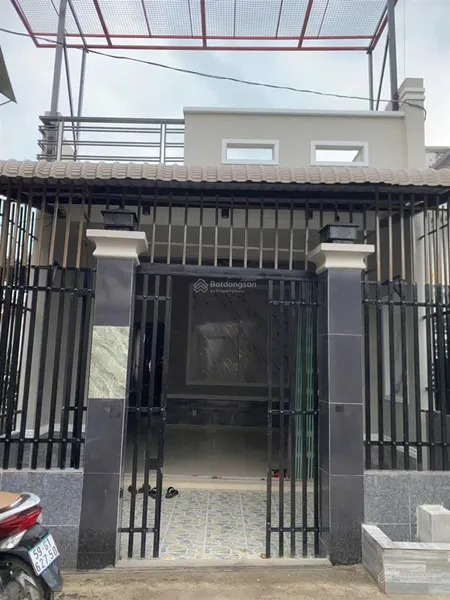 Bán nhà xã mỹ hạnh nam, 1 sẹc 824 đi vào, nhà 100m2 có sổ hồng riêng. giá 1 tỷ 350tr 0937 866 ***