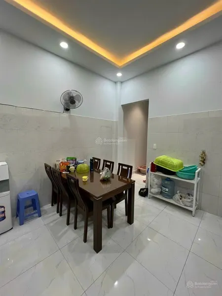 Bán nhà đẹp khu bình phú đường rộng 14m 4x15m 3 tầng xe 7 chỗ vào nhà