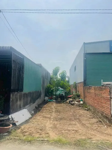 Bán đất 131.6m² ngang 5m giá 2.6 tỷ Phường Bình Dương