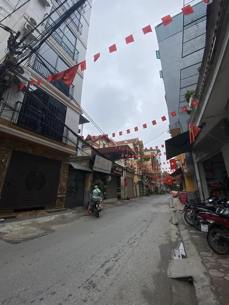 BÁN TÒA NHÀ CCMN ĐƯỜNG KIM GIANG. 60M2 - 7 TẦNG. THANG MÁY. 11 CĂN HỘ CHO THUÊ.