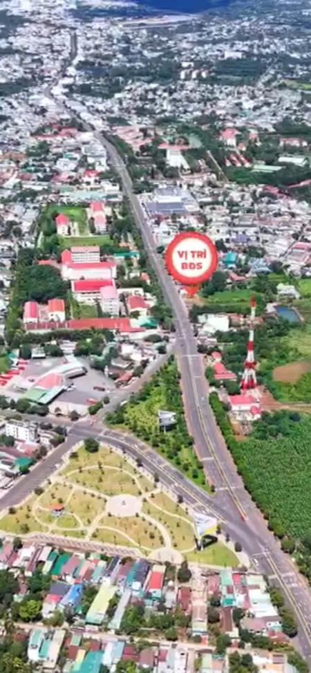 10m mặt tiền Lê Duẩn