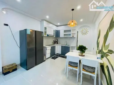 Cho thuê nhà hẻm Phan Chu Trinh gần biển 3PN full nội thất hiện đại
