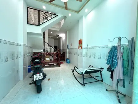 Nhà Phố 3 Tầng Mercedes Đậu Trước Nhà Thống Nhất P 11 Quận Gò Vấp