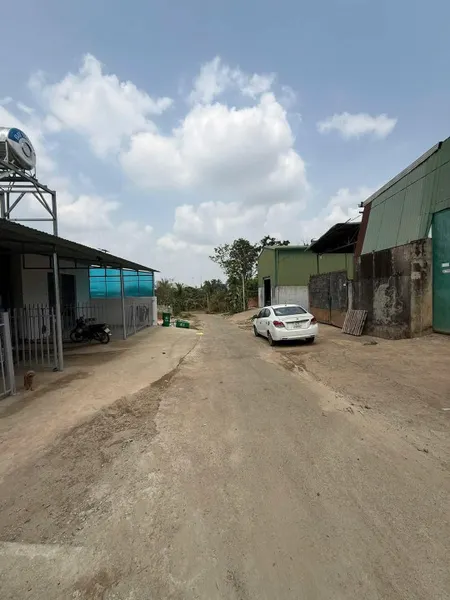Bán nhà trọ 10 phòng, 242.5m² ngang 5m giá 2.38 tỷ Xã Hòa Phú