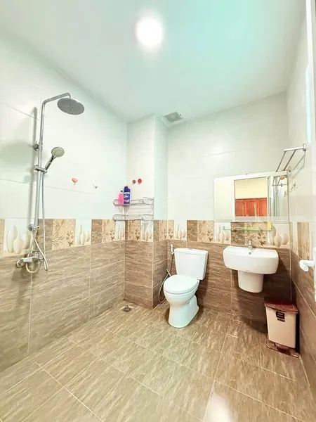 🌊 CHO THUÊ NHÀ NGUYÊN CĂN 1 TRỆT 2 LẦU – 4PN, 3WC – HỒ QUÝ LY (P. THẮNG TAM) – 100M² – 20TR/THÁNG – CÁCH BIỂN 350M