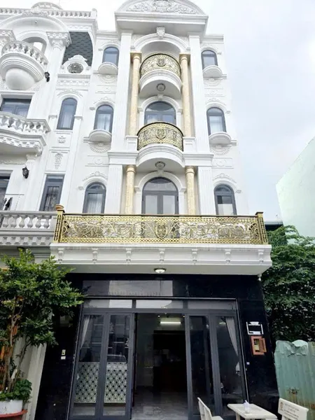 🔥BÁN LỖ NHÀ ĐƯỜNG TÊN LỬA- 3 LẦU 4PN-5WC,SÂN THƯỢNG, GIÁ 3TỶ250🔥