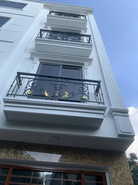 SIÊU PHẨM NHÀ PHÂN LÔ - Ô TÔ - Ở CỰC SƯỚNG - MẶT TIỀN RỘNG - SỔ ĐỎ VUÔNG ĐẸP NHẤT KHU