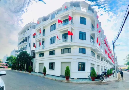 Nhà phố mặt tiền chợ An Sương, Quận 12 kinh doanh buôn bán đa ngành nghề.