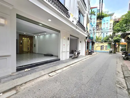 Bán nhà Ô tô tránh Phố Vĩnh Phúc (Đội Nhân) 41/50m, 7T Thang máy, MT 4.7m 17.8 Tỷ