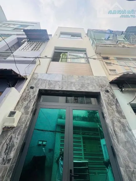Nhà nguyên căn Đường 3/2 Quận 10. Nhà 4 tầng, 2PN, 3WC, full nội thất.
