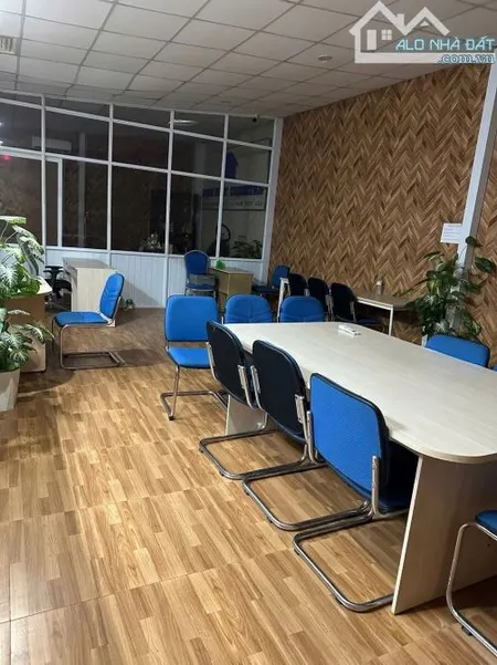 *Cho thuê kho xưởng*800m2 Võ Văn Hát, Long Trường, Quận 9