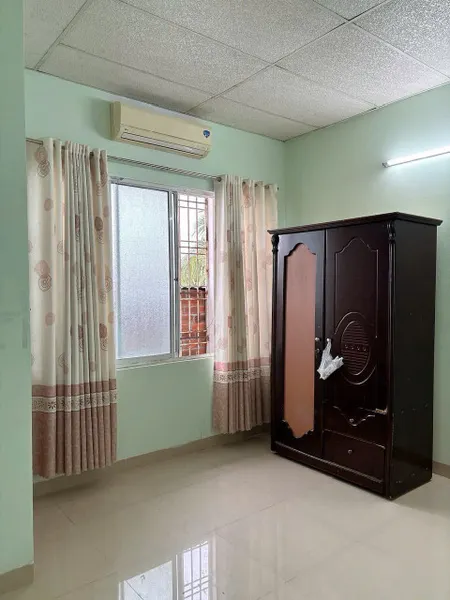 Nhà 2 Tầng - Cạnh bên Khu Đô Thị, Vĩnh Điềm Trung, Nha Trang. 
  • Hẻm Đường Gò Găng