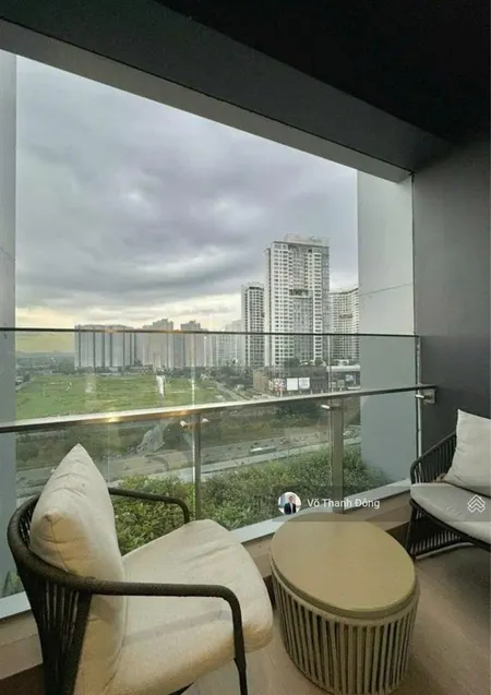 Bán 2 phòng ngủ 69m2 lumiere riverside, view city, lầu siêu cao, giá 10,399 tỷ bao hết
